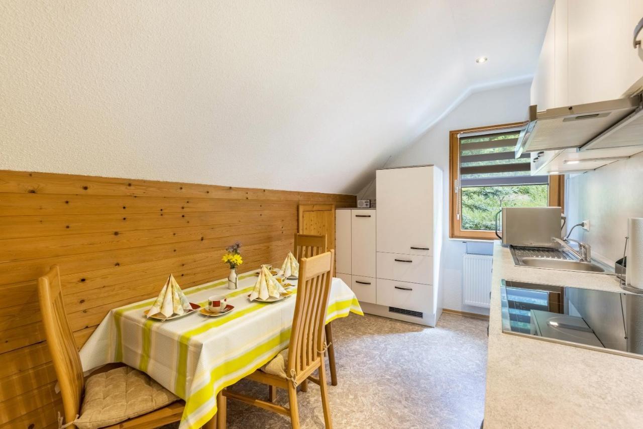 Ferienwohnung Haus Am Wald Messstetten Esterno foto