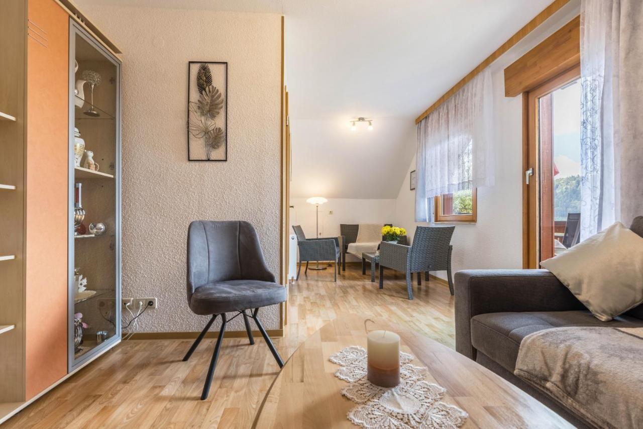 Ferienwohnung Haus Am Wald Messstetten Esterno foto